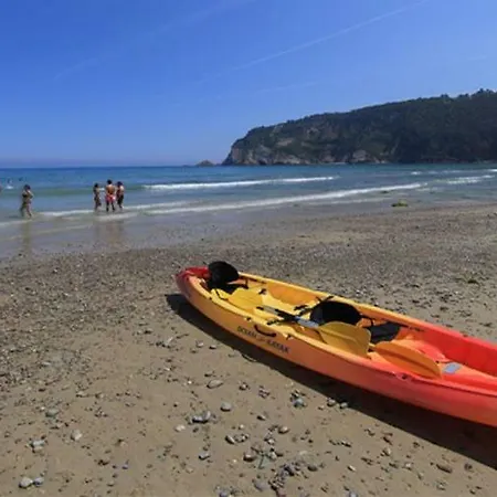 The Old Palace Tower / La Torre Del Palacion Feriehus *