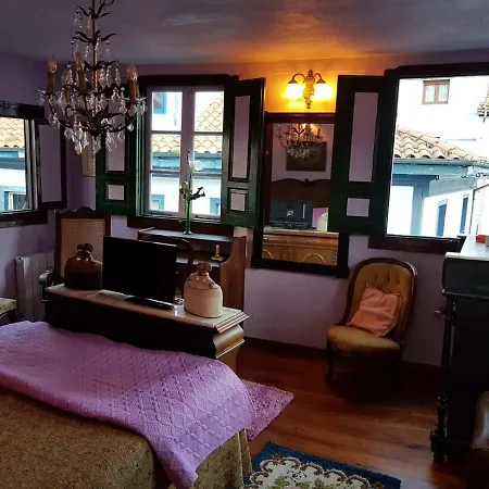 The Old Palace Tower / La Torre Del Palacion Feriehus